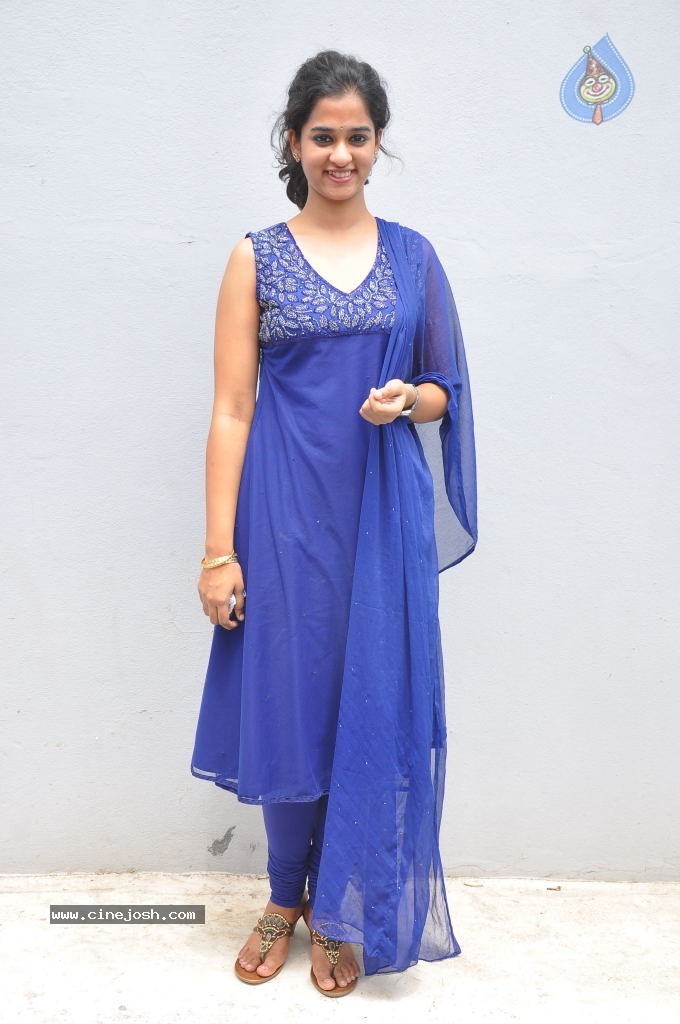 Nanditha Latest Stills - 14 / 49 photos