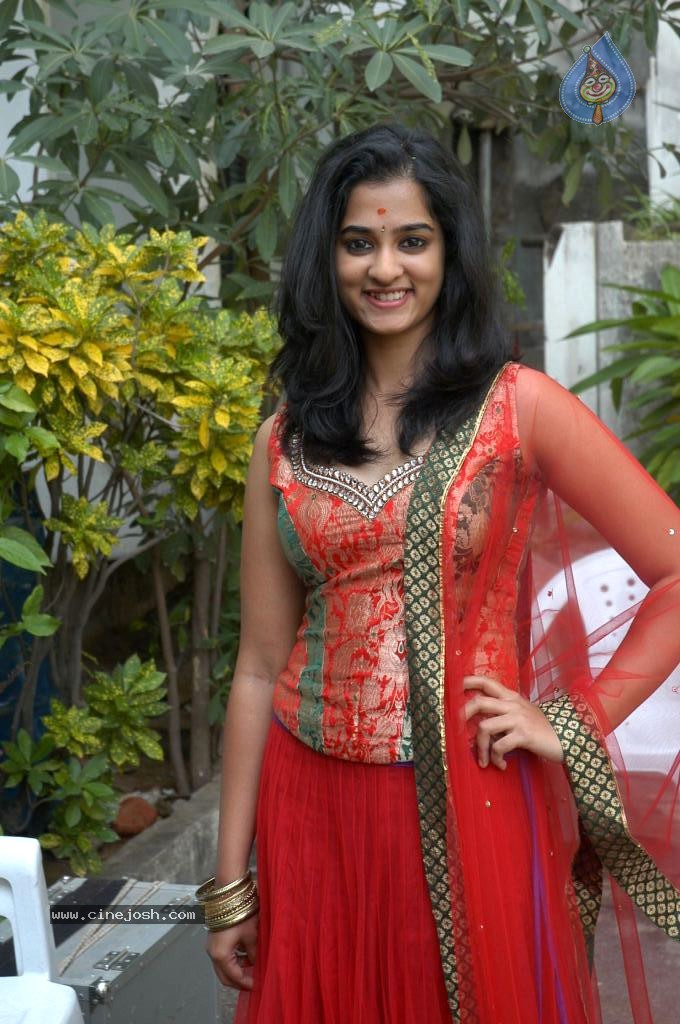 Nanditha Latest Stills - 21 / 46 photos