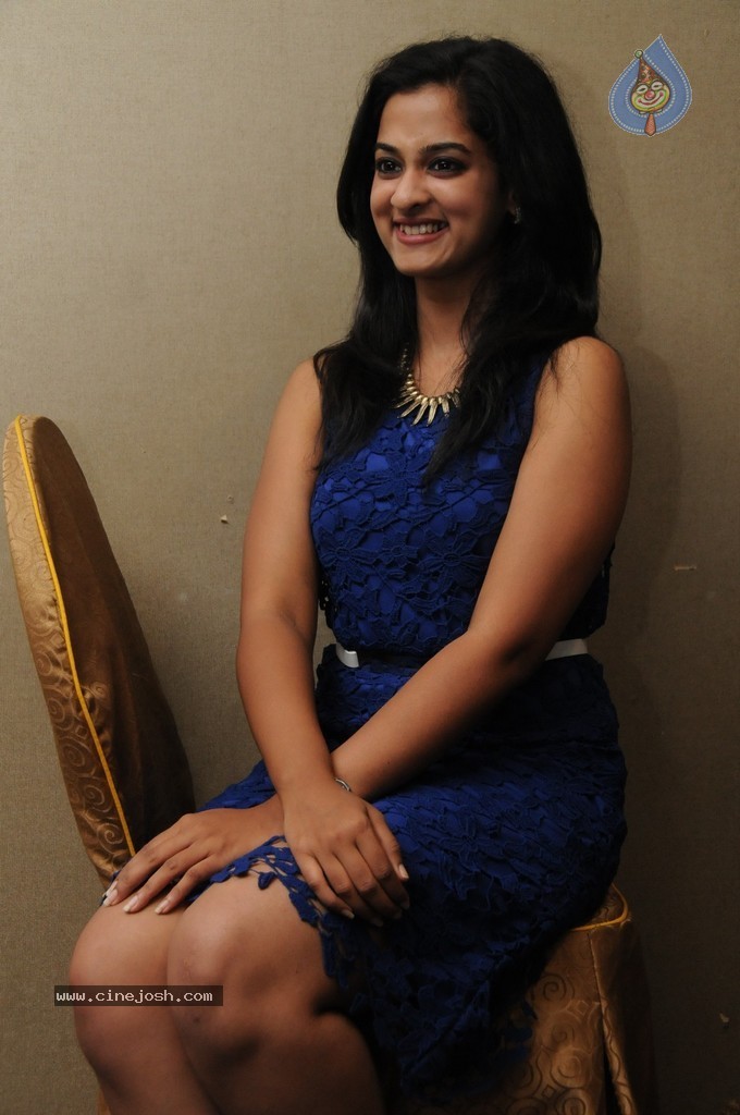 Nanditha New Gallery - 26 / 91 photos