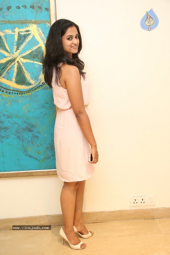 Nanditha New Stills - 9 / 78 photos