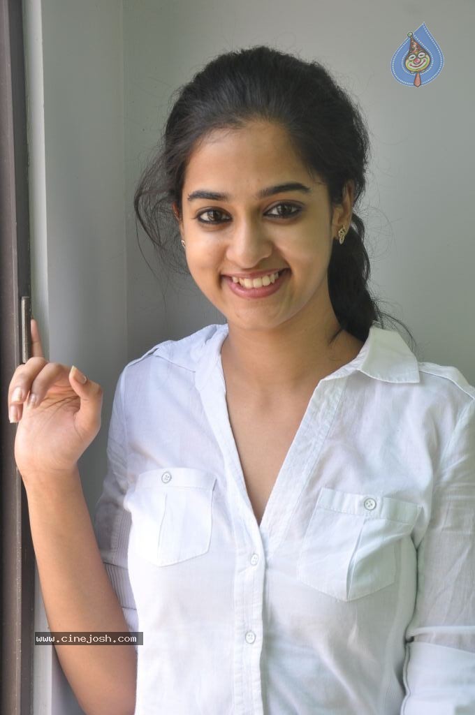 Nanditha New Stills - 33 / 56 photos