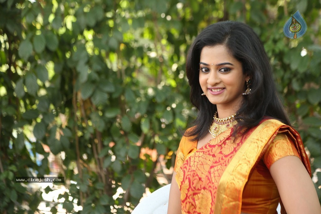 Nanditha Stills - 25 / 81 photos