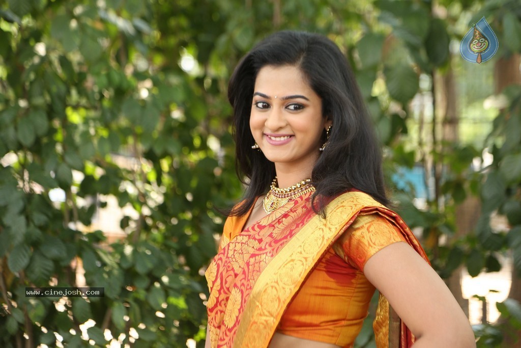 Nanditha Stills - 27 / 81 photos