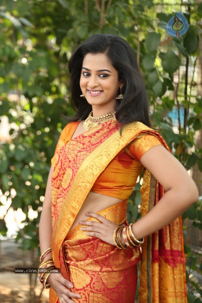 Nanditha Stills - 42 / 81 photos