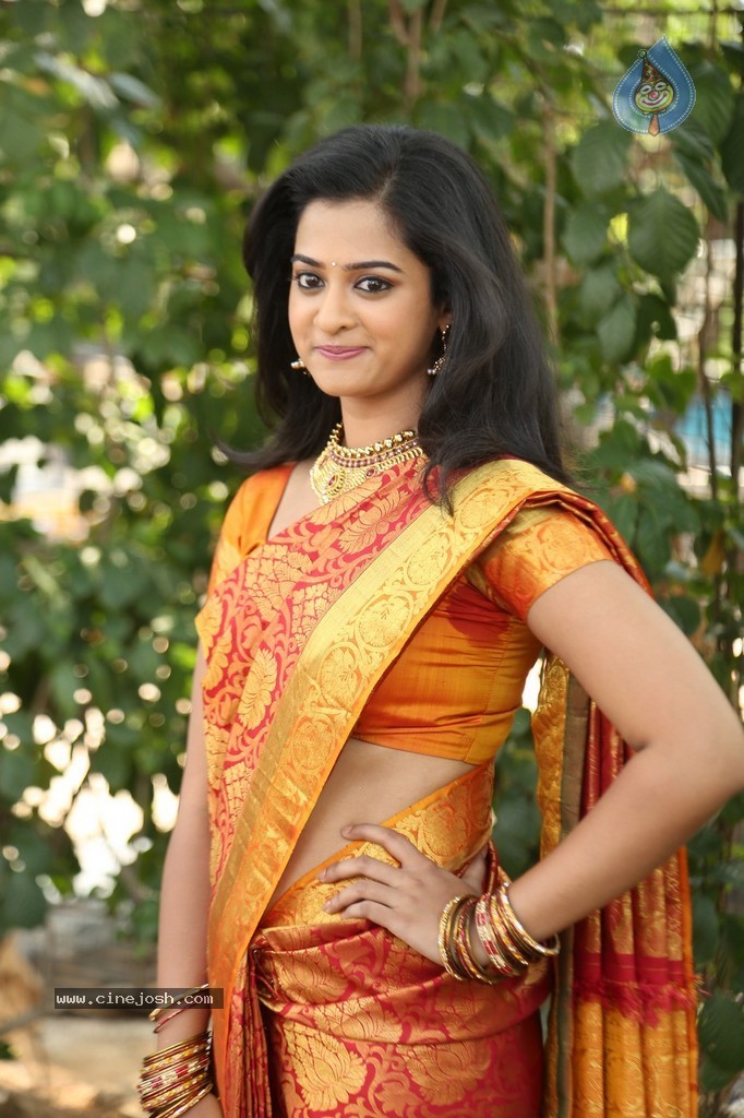 Nanditha Stills - 77 / 81 photos