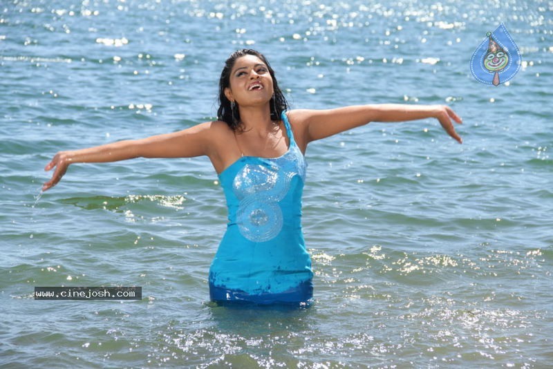 Natchatra Stills  - 34 / 39 photos