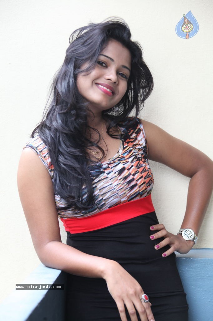 Naveena Jackson Stills - 8 / 71 photos