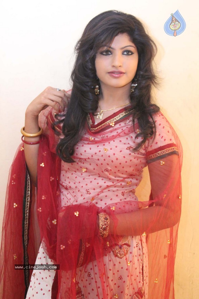 Nayana New Photos - 6 / 20 photos