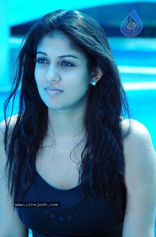 Nayanthara Gallery - 4 / 45 photos