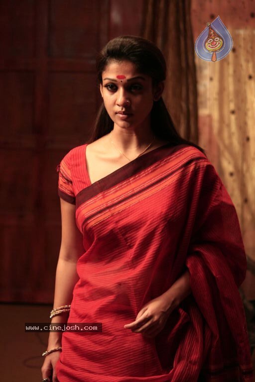 Nayanthara Pics - 28 / 50 photos