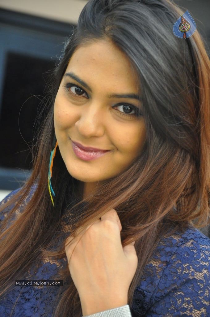 Neha Deshpande Stills - 8 / 73 photos