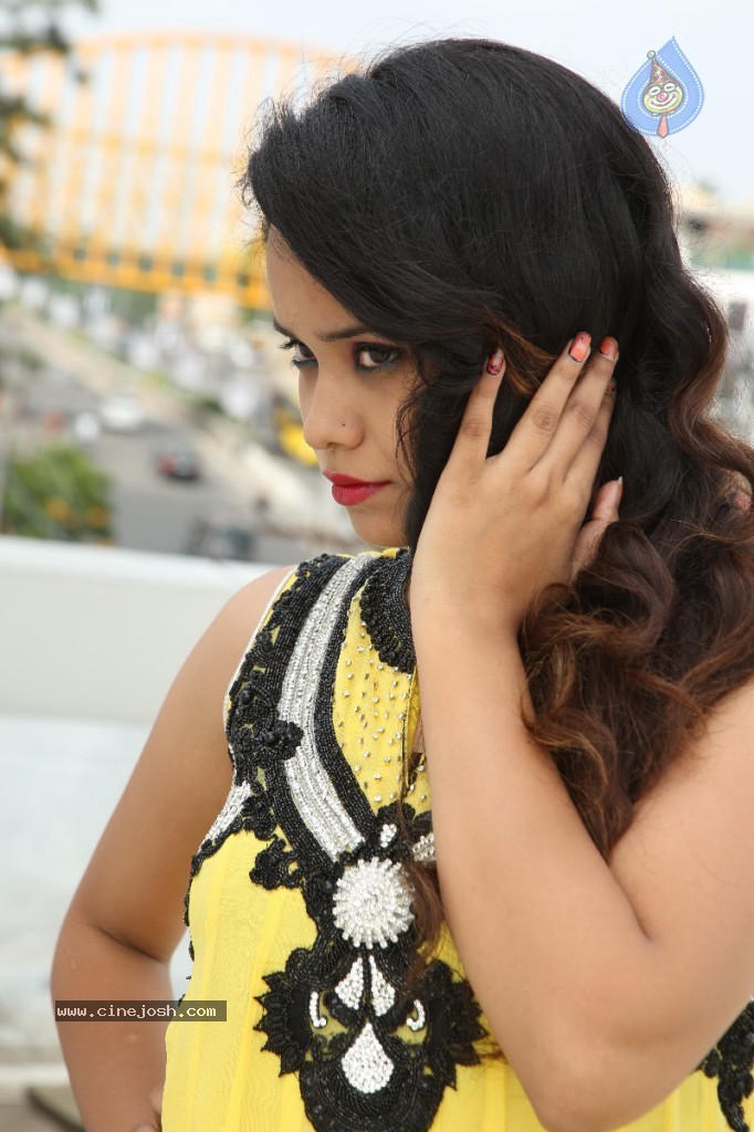 Neha New Stills - 11 / 46 photos