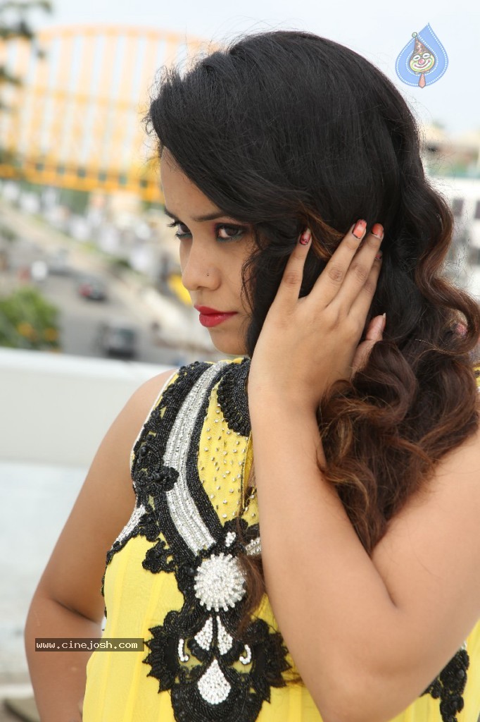 Neha New Stills - 31 / 46 photos