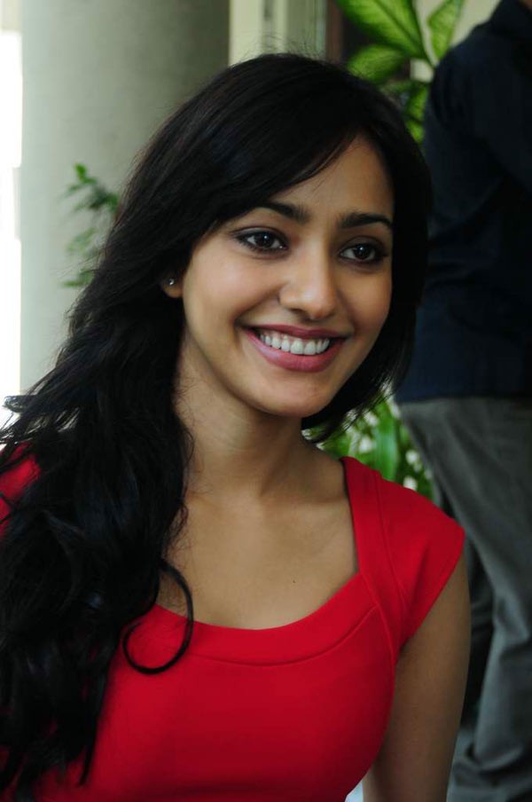 Neha Sharma - 5 / 58 photos