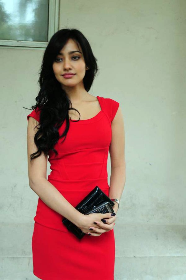 Neha Sharma - 9 / 58 photos