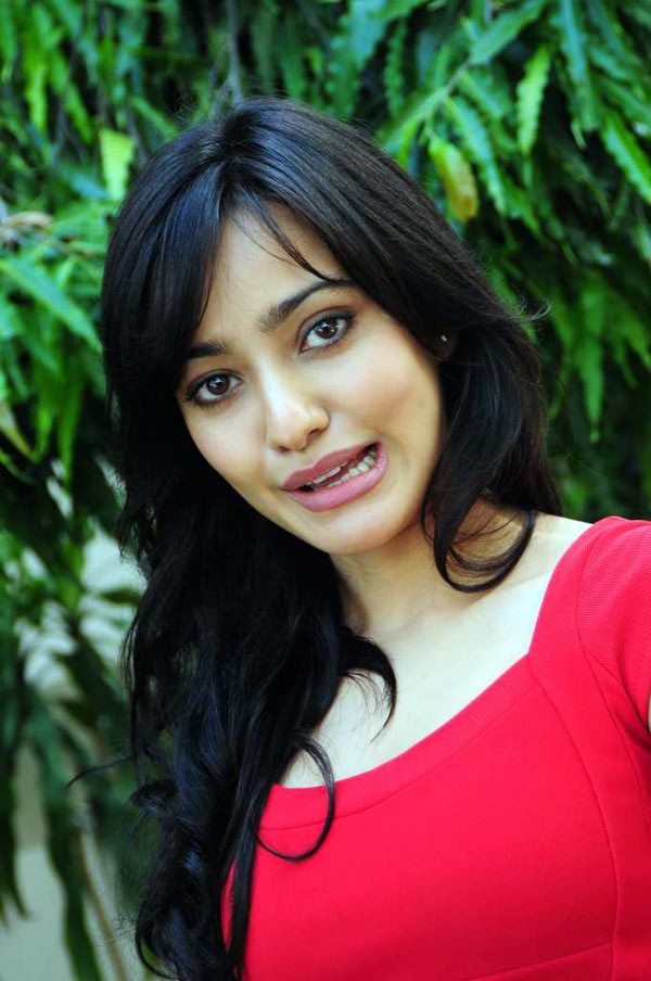 Neha Sharma - 52 / 58 photos