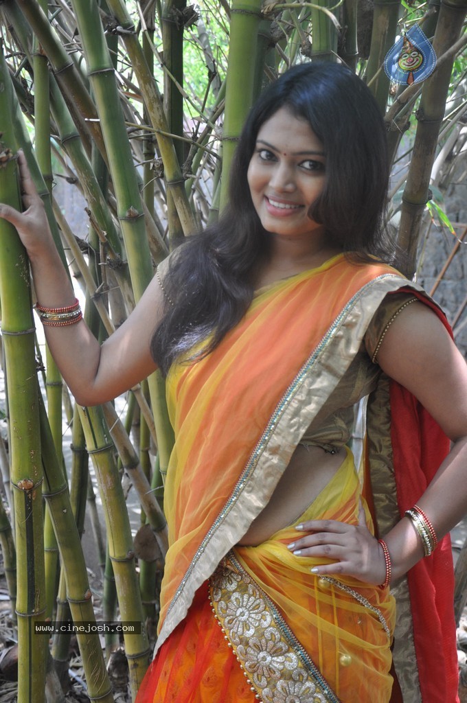 Nekha Hot Stills - 22 / 57 photos