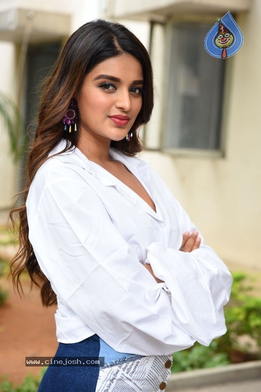 Nidhhi Agerwal Photos - 11 / 21 photos