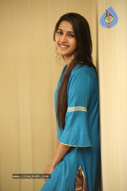 Niharika Konidela Photos - 20 / 21 photos