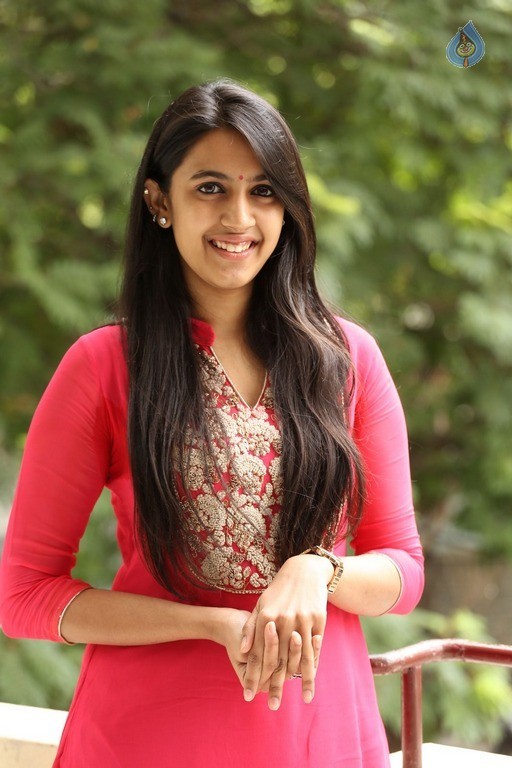 Niharika New Photos - 7 / 42 photos