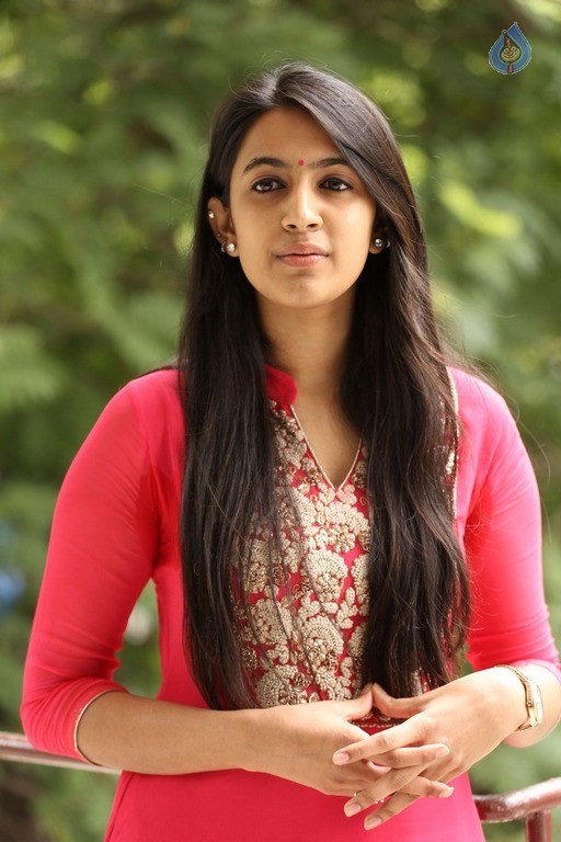 Niharika New Photos - 32 / 42 photos