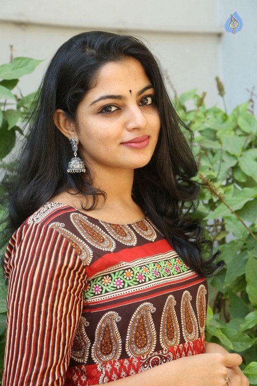 Nikhila New Photos - 15 / 51 photos