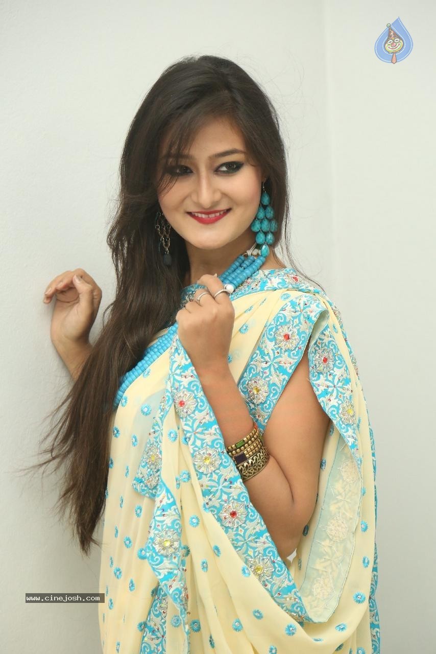 Nilofer Latest Photos - 27 / 61 photos