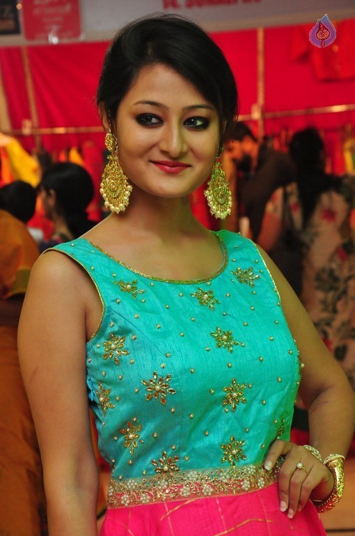 Nilofer New Gallery  - 6 / 36 photos