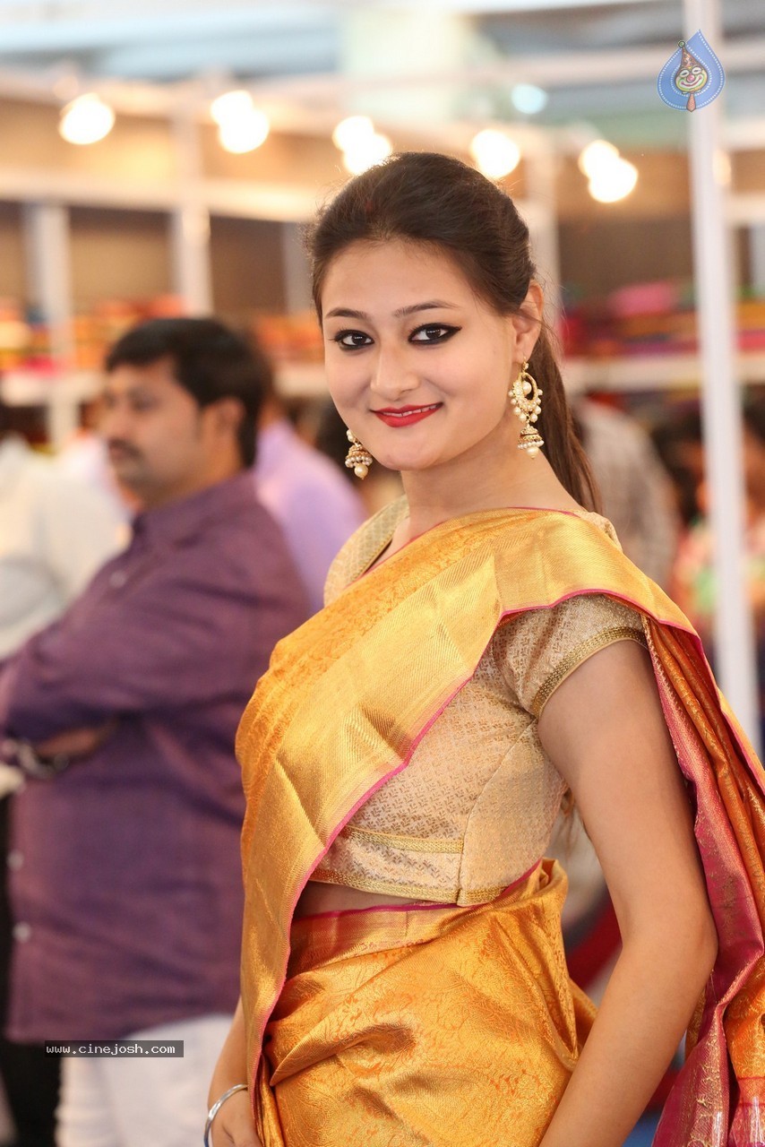 Nilofer New Photos - 63 / 64 photos