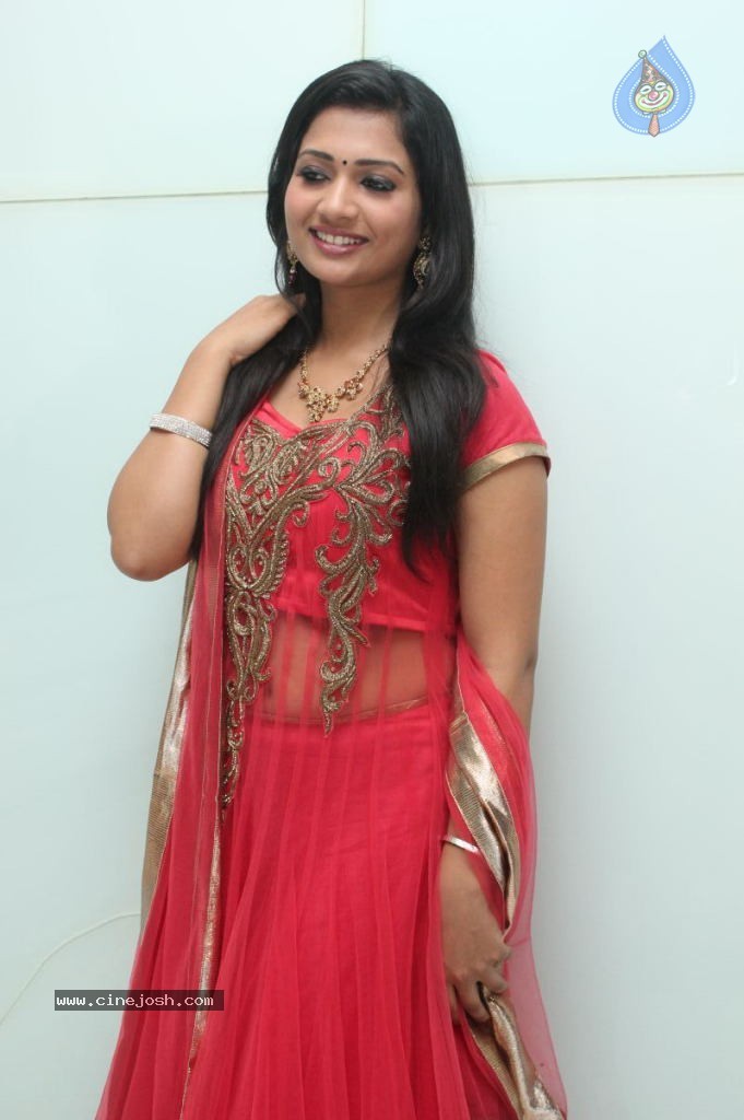 Niranjana Stills - 62 / 66 photos