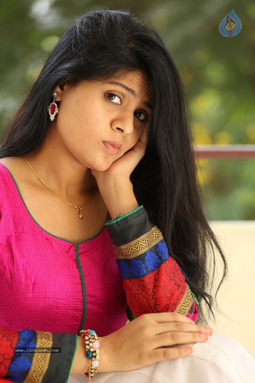 Nairuthi Stills - 11 / 52 photos