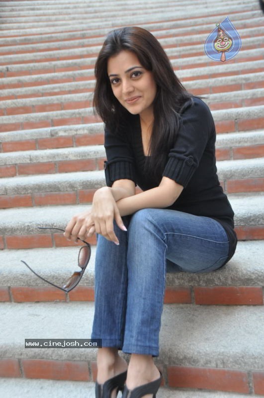 Nisha Agarwal Photos - 30 / 70 photos