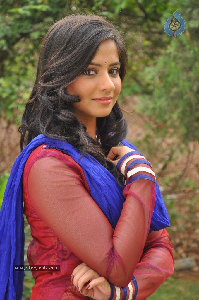 Nisha Stills - 66 / 76 photos