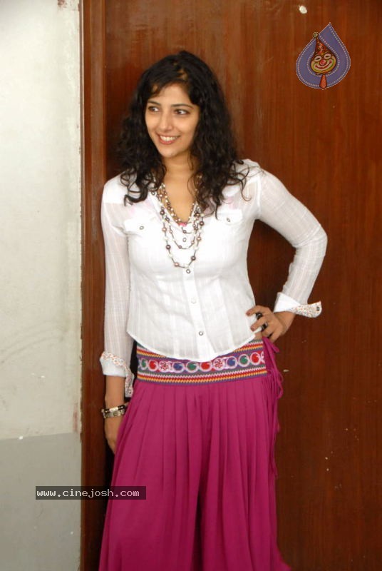 Nishanthi Stills - 2 / 24 photos