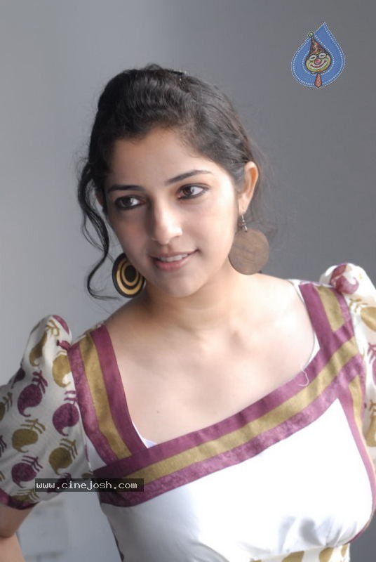 Nishanti Evani New Stills - 27 / 84 photos