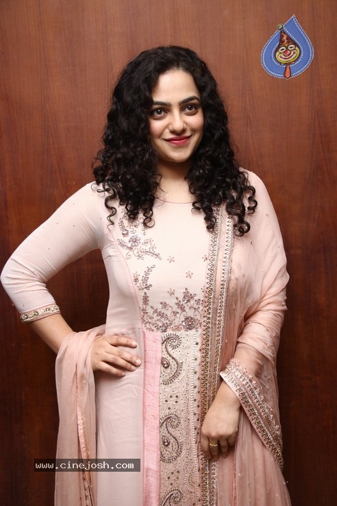 Nithya Menen Photos - 10 / 19 photos