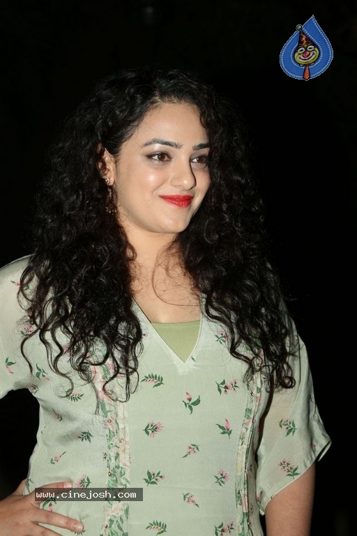 Nithya Menen Photos - 2 / 21 photos