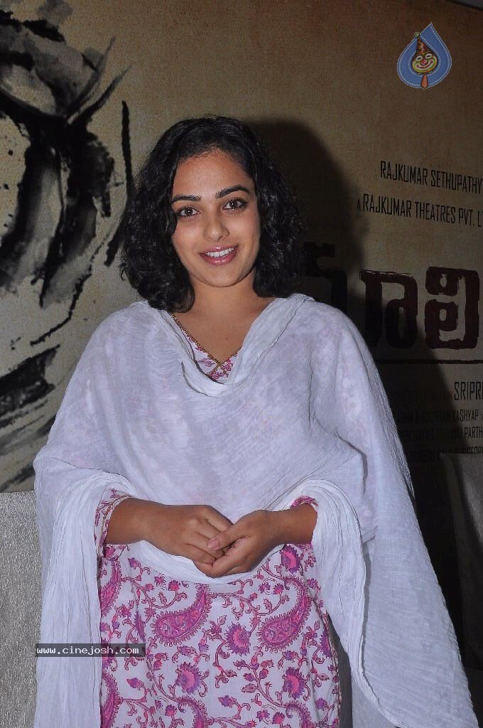 Nithya Menon - 54 / 100 photos