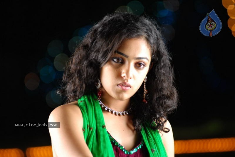 Nithya Menon New Stills - 29 / 178 photos