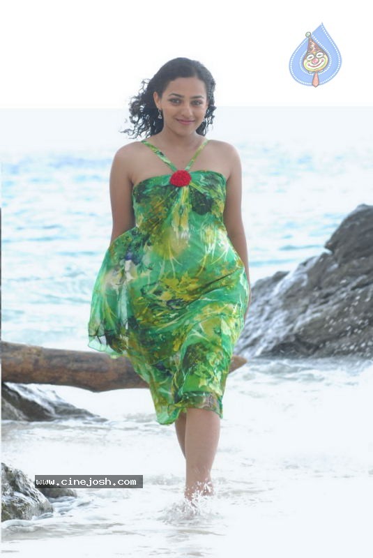 Nithya Menon New Stills - 37 / 178 photos