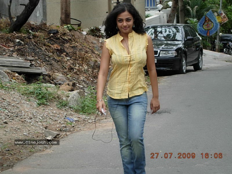 Nithya Menon New Stills - 55 / 178 photos