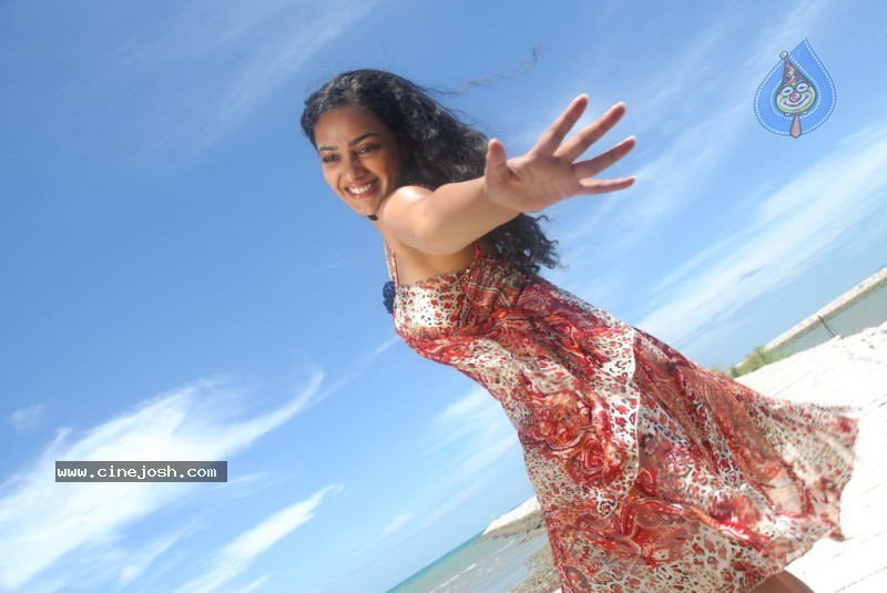 Nithya Menon New Stills - 82 / 178 photos