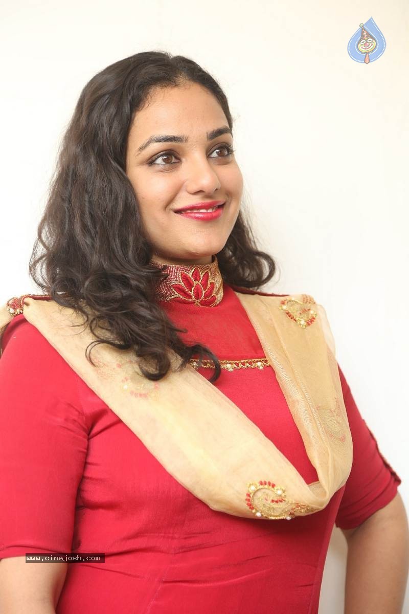 Nithya Menon Photos - 16 / 60 photos