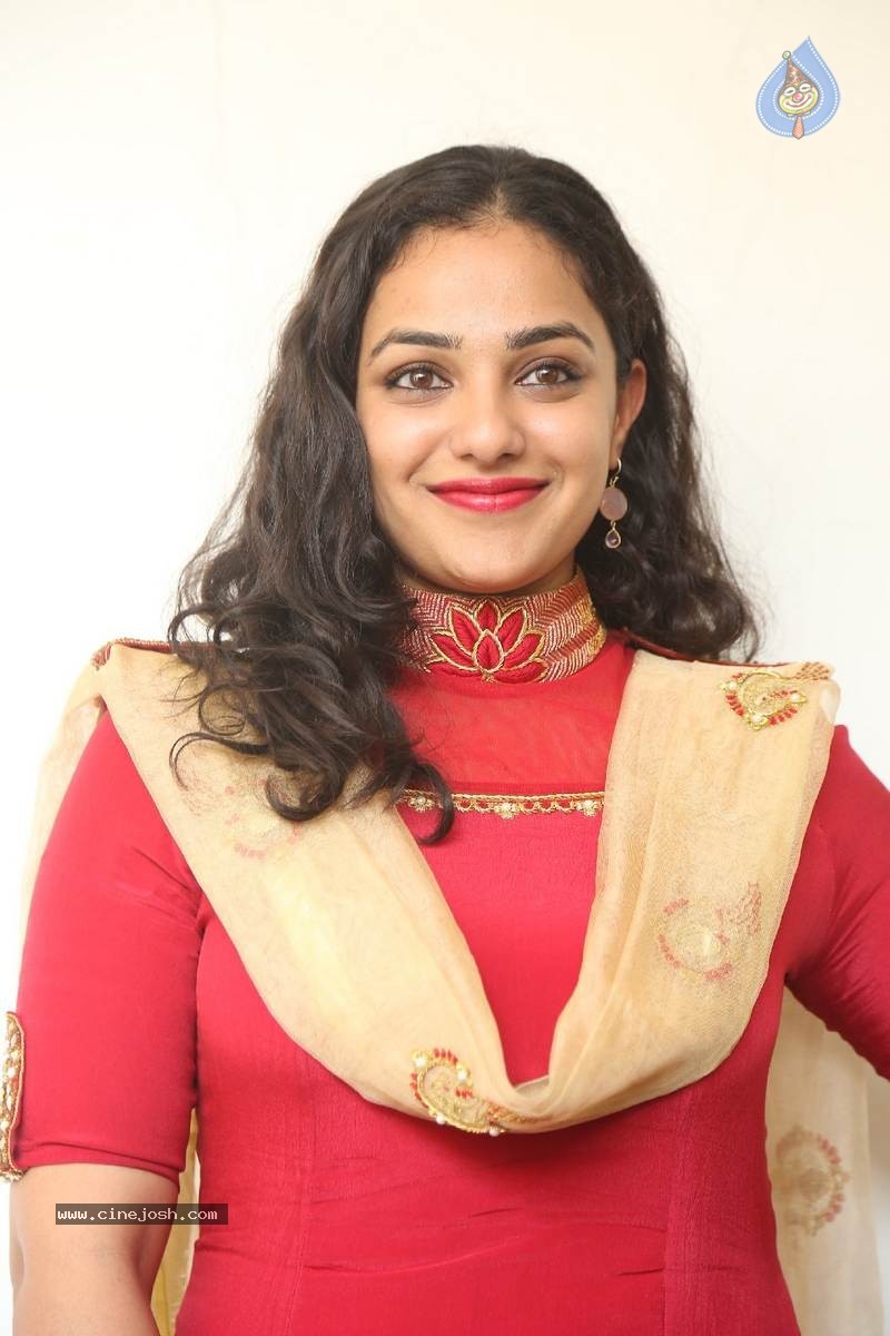 Nithya Menon Photos - 22 / 60 photos