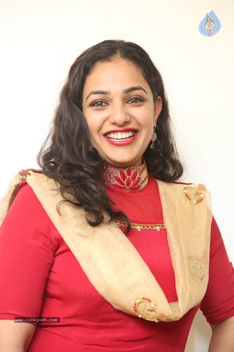 Nithya Menon Photos - 26 / 60 photos