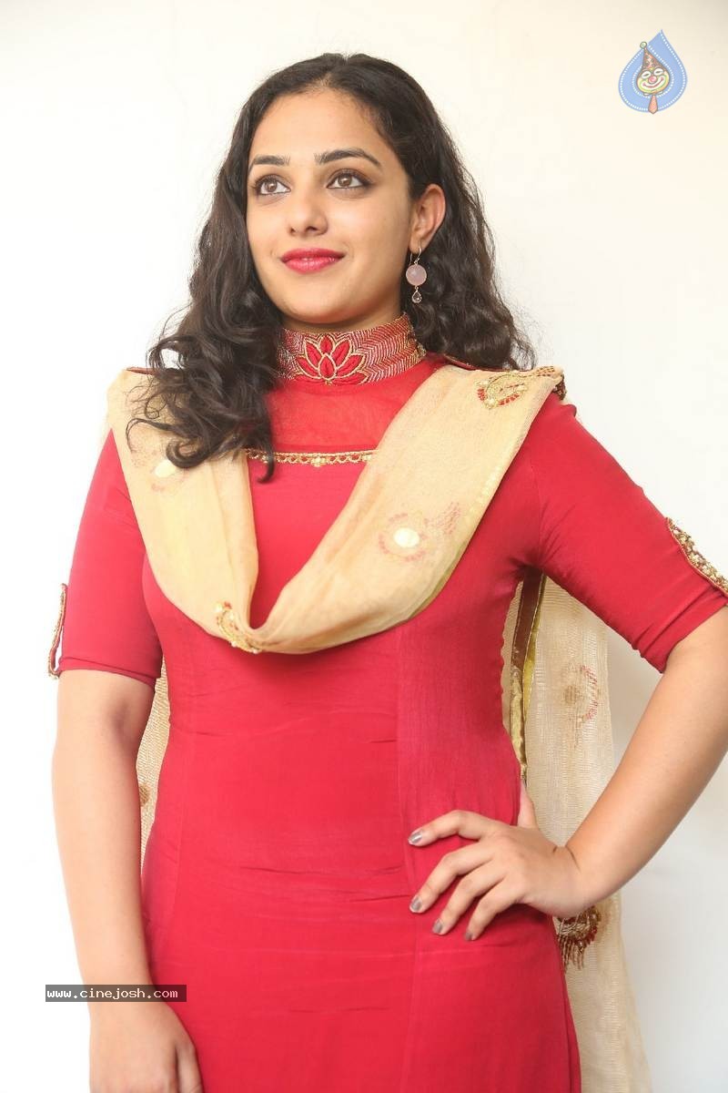 Nithya Menon Photos - 29 / 60 photos