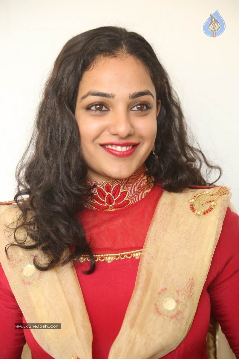 Nithya Menon Photos - 43 / 60 photos