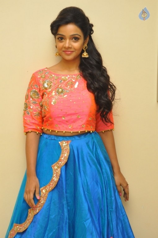 Nithya Shetty Gallery - 6 / 30 photos