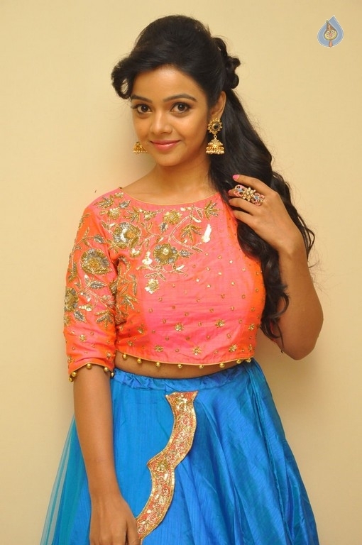 Nithya Shetty Gallery - 26 / 30 photos