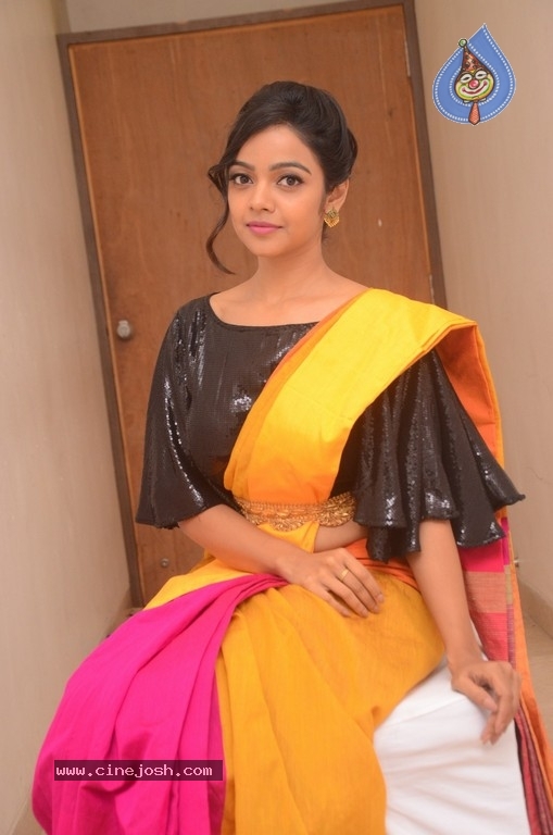 Nithya Shetty Pictures - 6 / 21 photos